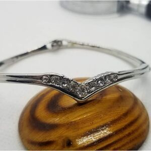 V crystal evening wear bracelet flashy enhancer